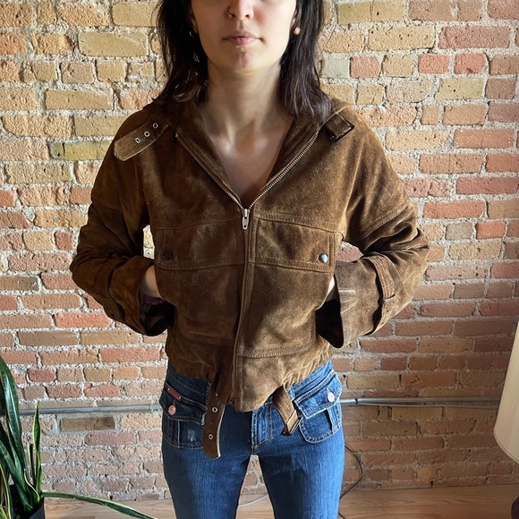Perfect Condition Vintage Suede Jacket - Picture 2 of 3